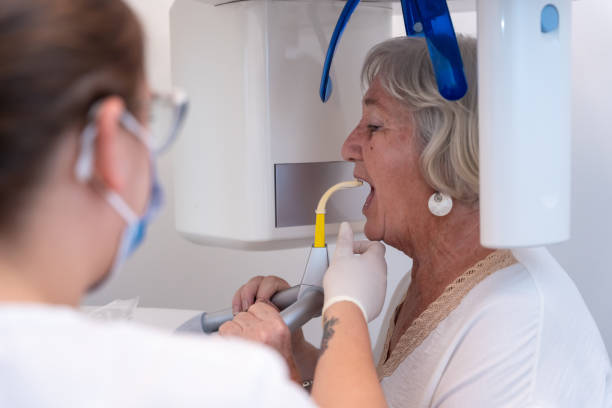 Best Emergency Tooth Extraction in Pratt, KS